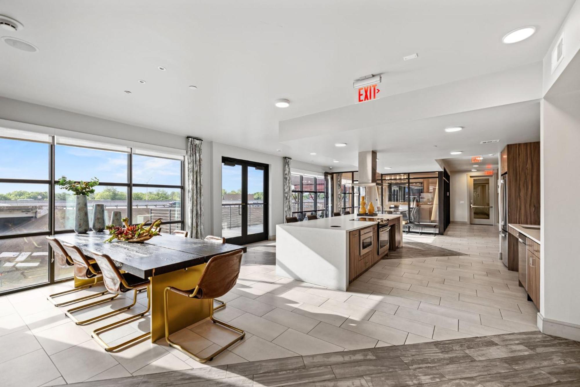 Placemakr Downtown Austin Exterior photo